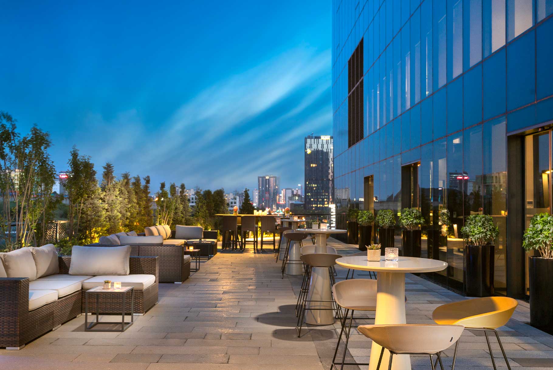 g rotana terrace