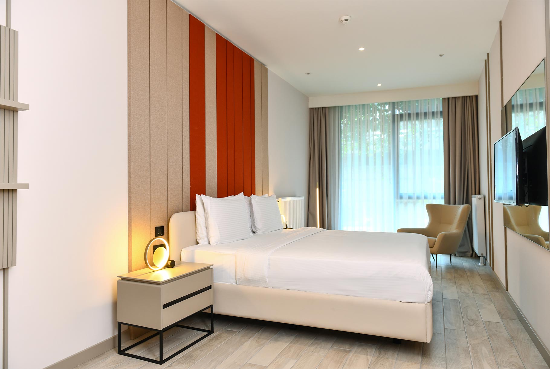 g rotana vip bedroom