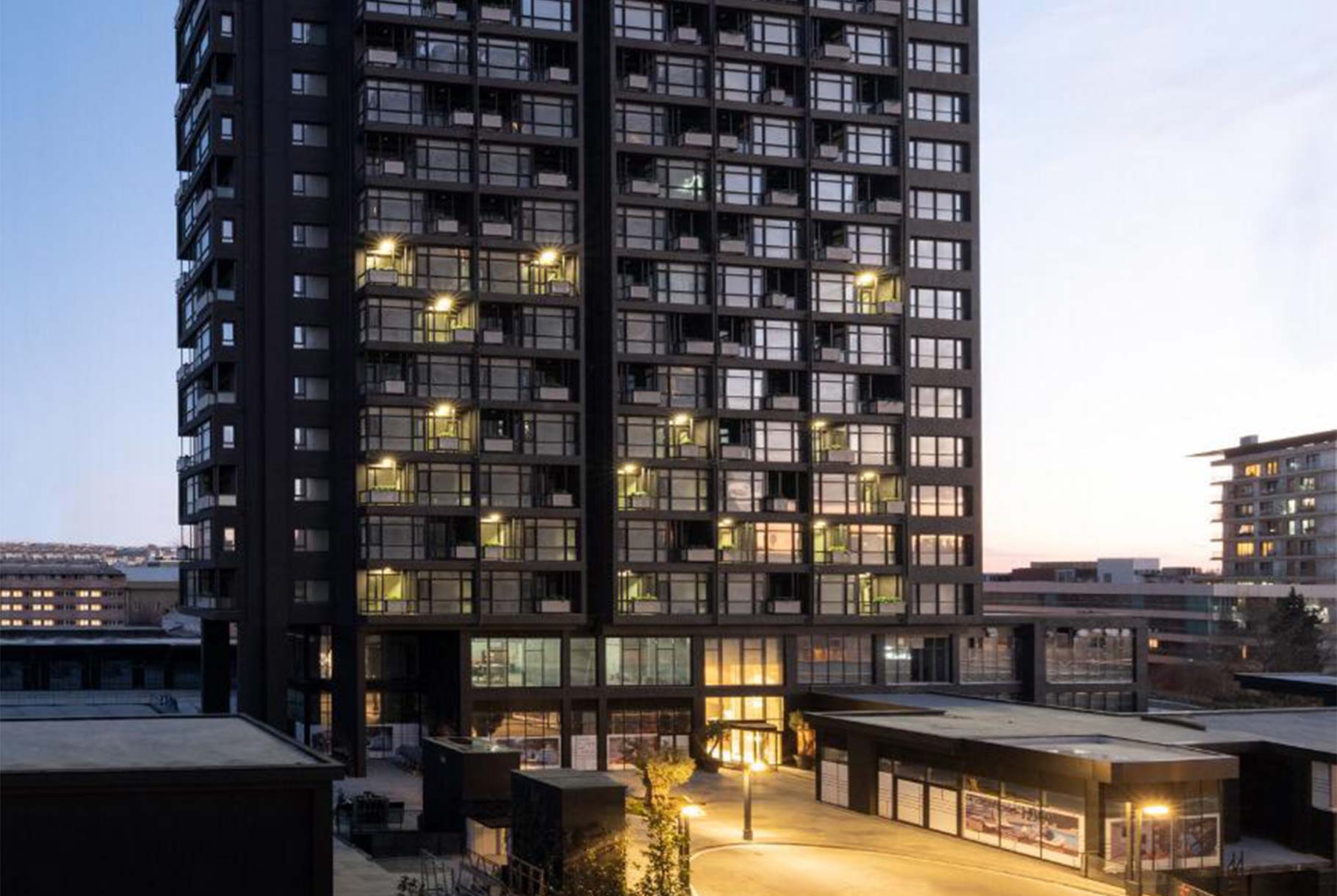 g tower outside view